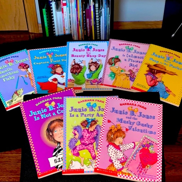 Junie B. Jones Boxed Set (8). Scholastic.